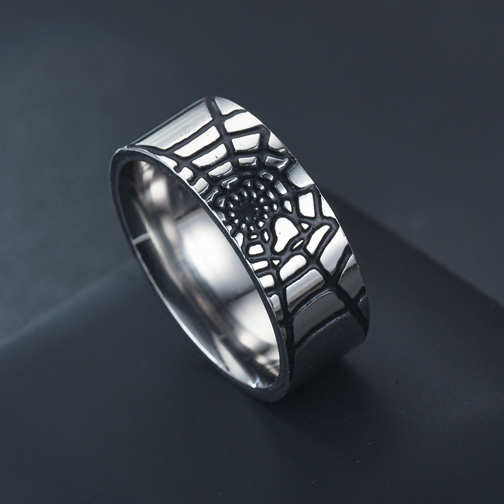 Простое кольцо из нержавеющей  – обзор и цена Initial Ring Custom